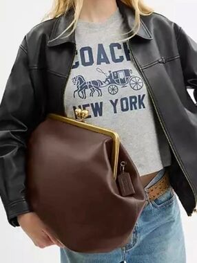 NWT Coach Kisslock Frame Bag Large